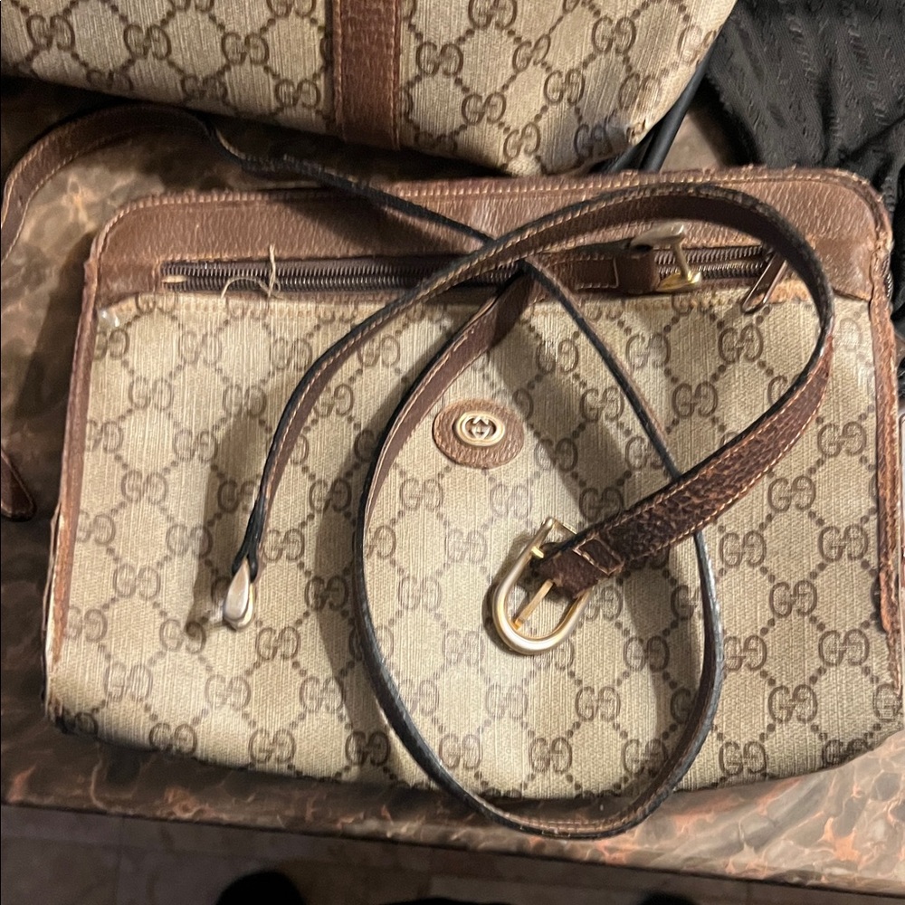 LOOKING FOR Gucci Anniverary Collection Crossbody Bag